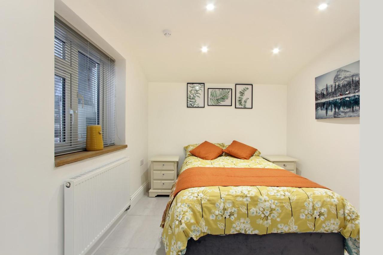 Apartmán Splendid Flat In Kensington Olympia Londýn Exteriér fotografie